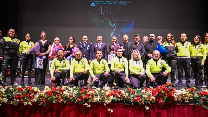 Antalya Valisi Hulusi Şahin: "Polis teşkilatımız istikbale olan güvenimizdir"